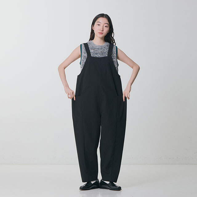【WEB限定】たっつけサロペット 黒