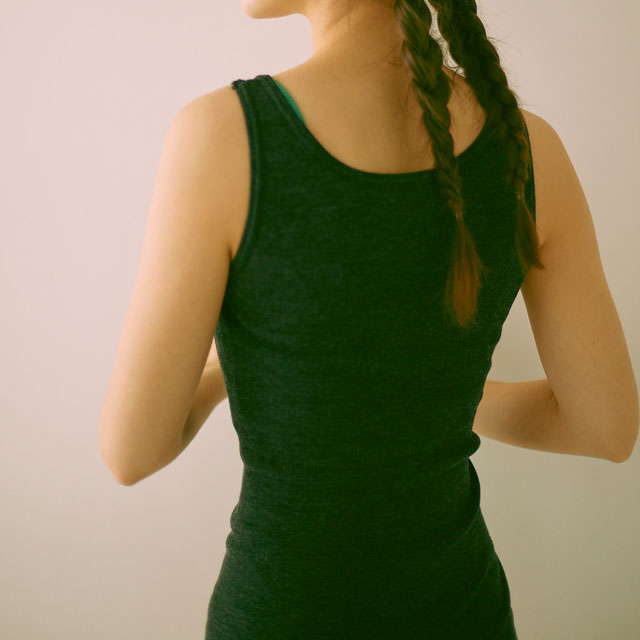 merino wool タンクトップ off系（×khaki） ONE
