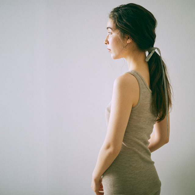 merino wool タンクトップ off系（×khaki） ONE