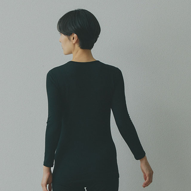 やわらウールのインナー　クルーネック