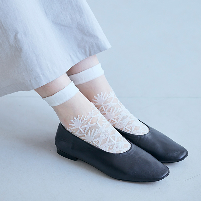 靴下　透かし編み