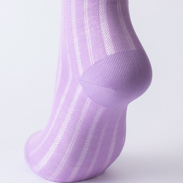 靴下　透かし編み