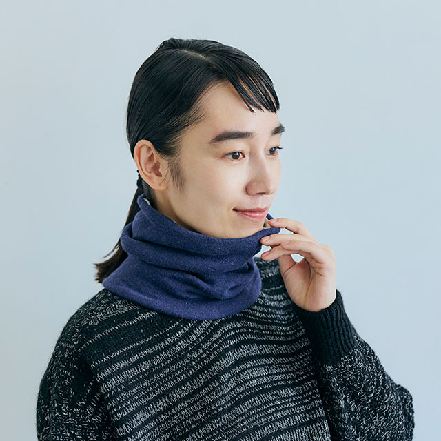 綿とシルクのネックウォーマー