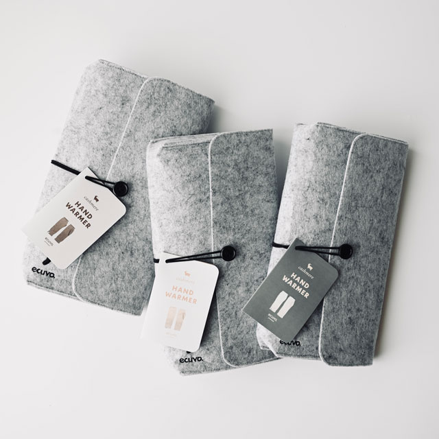 ハンドウォーマー natural　white FREE
