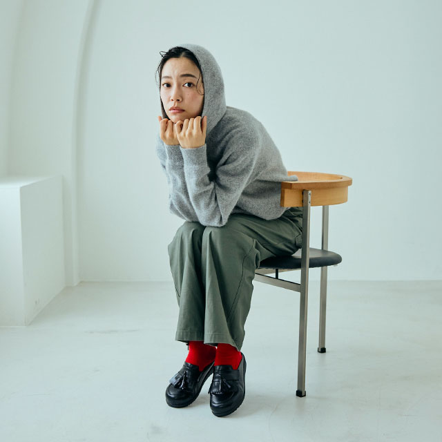 【予約商品：9月中旬頃順次発送】HEP　サンダル　Sabrinaタッセル