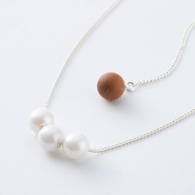 本真珠と桜のネックレス