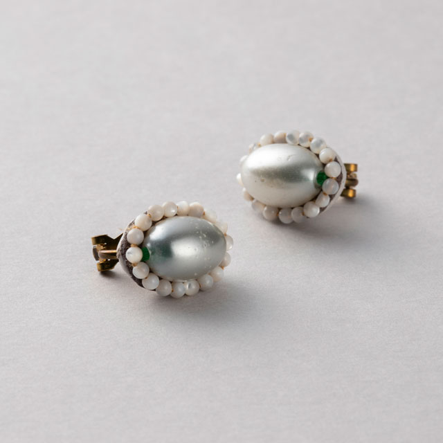 【WEB限定】taｍas　呼吸/White　イヤリング