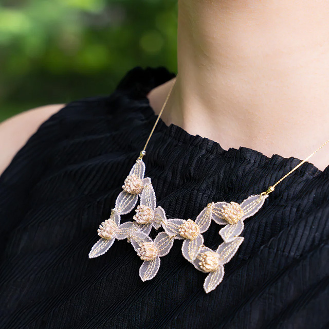 yuki　onizuka　TSUYUKUSA　COLLAR