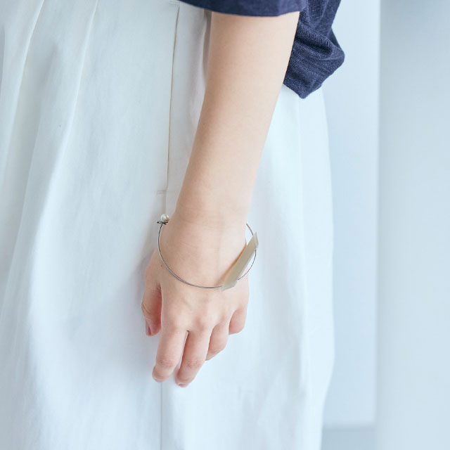 Sur　チタンブレスレット