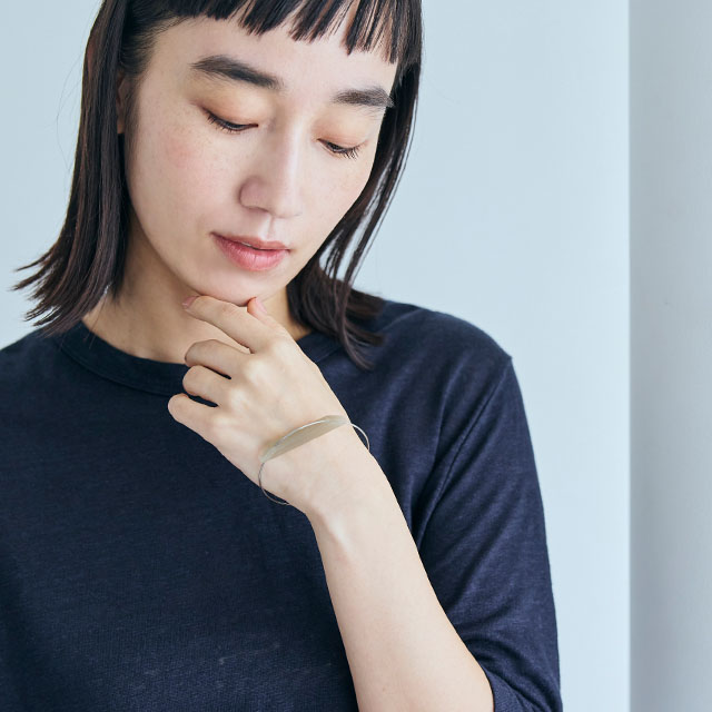 Sur　チタンブレスレット