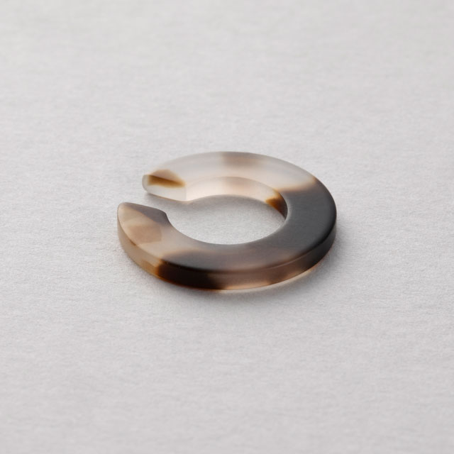 Sur イヤーカフ Sサイズ/cow