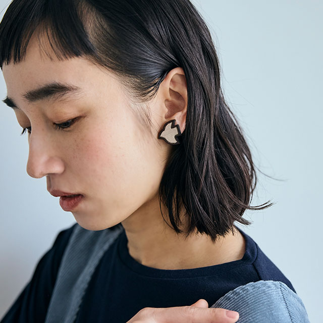 草木染めの木目込みアクセサリー　イヤリング