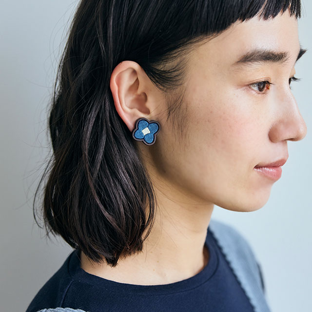 草木染めの木目込みアクセサリー　イヤリング