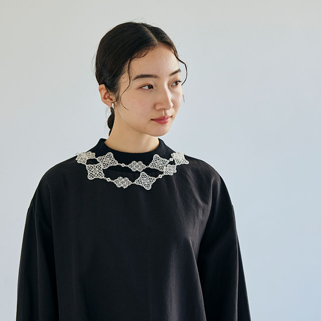 刺繍のラリエット