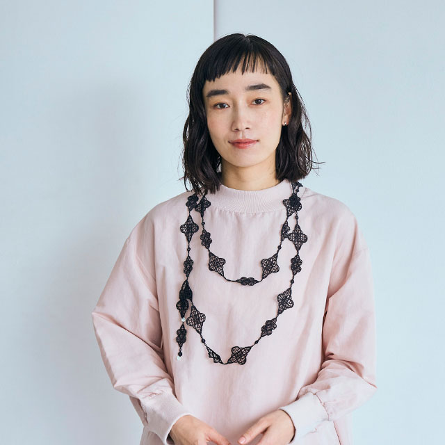 刺繍のラリエット