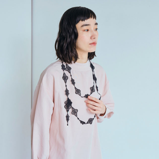 刺繍のラリエット