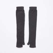 チャコールグレー