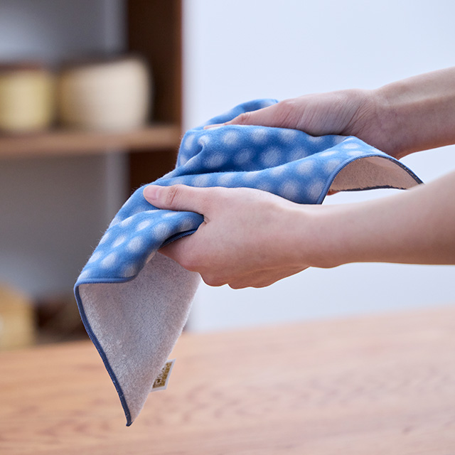 タオルハンカチ　サテンジャカード