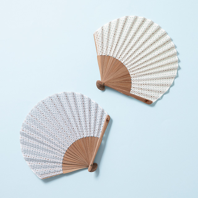 ホタテ形扇子　ローンレース