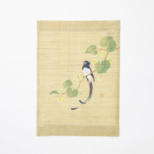 【WEB限定】十二ヶ月のタペストリー　花鳥画　八月「山帰来(さんきらい）と三光鳥(さんこうちょう）」