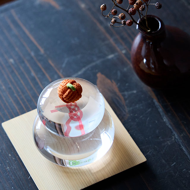 ガラスの鏡餅飾り