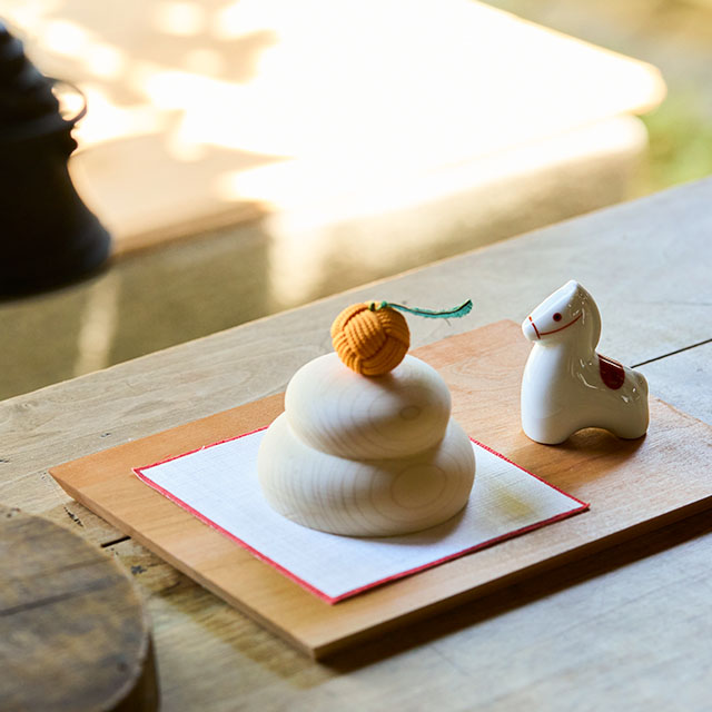 瀬戸焼の干支飾り　午