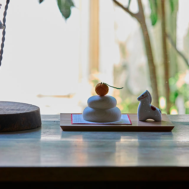 瀬戸焼の干支飾り　午