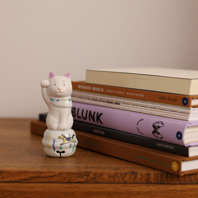 【WEB限定】上出 二寸ちょうえもん招猫 鈴乗り 午