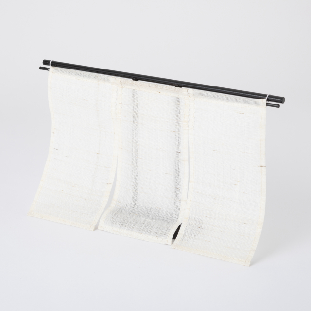 【予約商品】手織り麻の木目込み雛飾り　親王飾り　背景（几帳） ・素木台