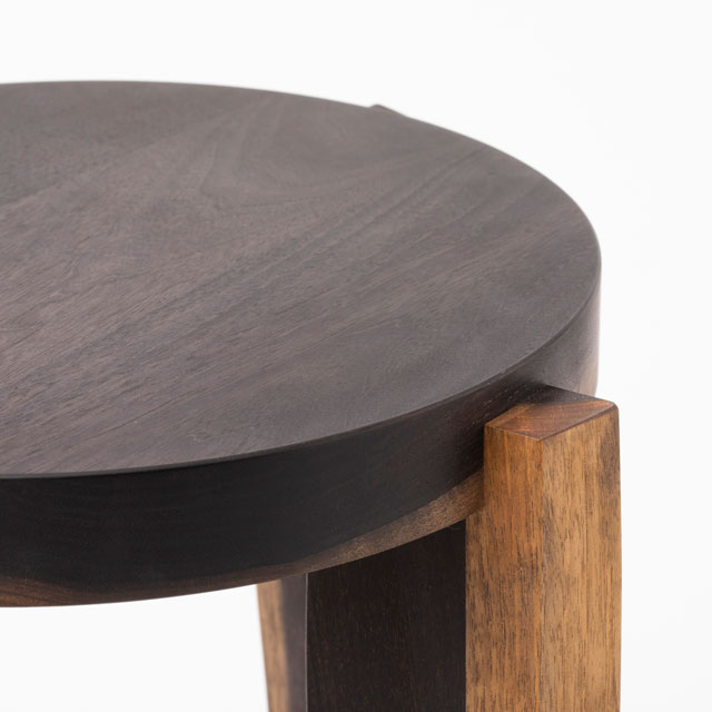 木端(こば)の椅子　ブラック