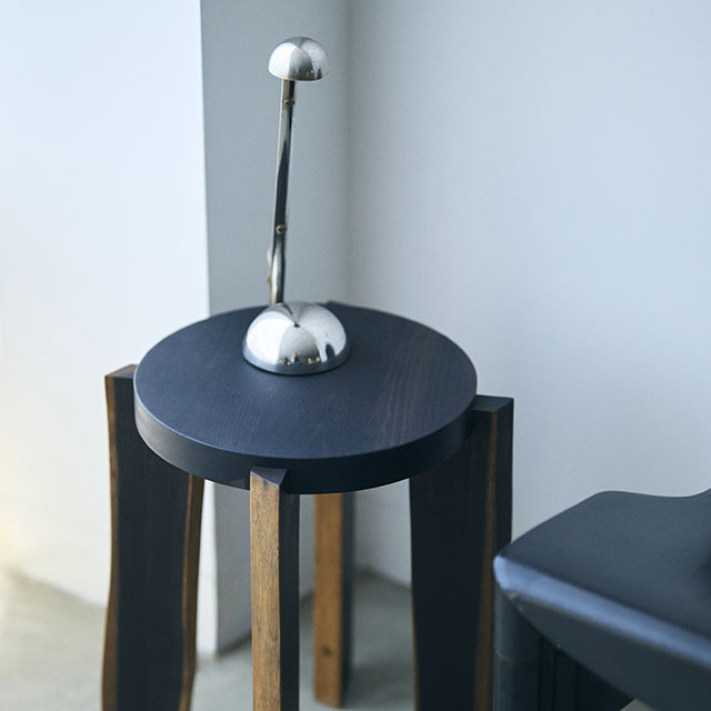 木端(こば)の椅子　ブラック