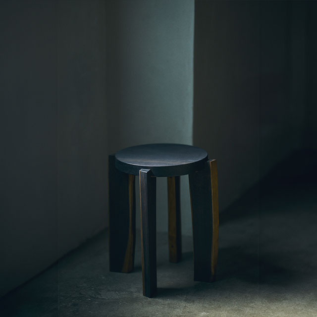 木端(こば)の椅子　ブラック