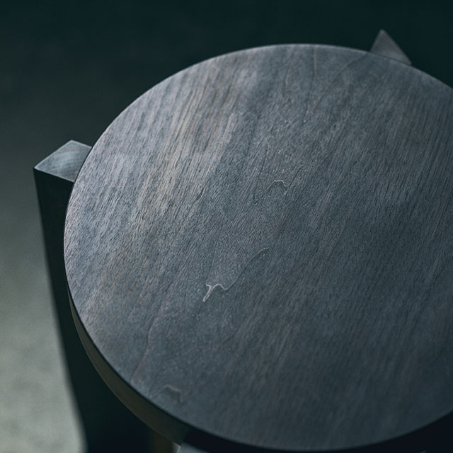 木端(こば)の椅子　ブラック