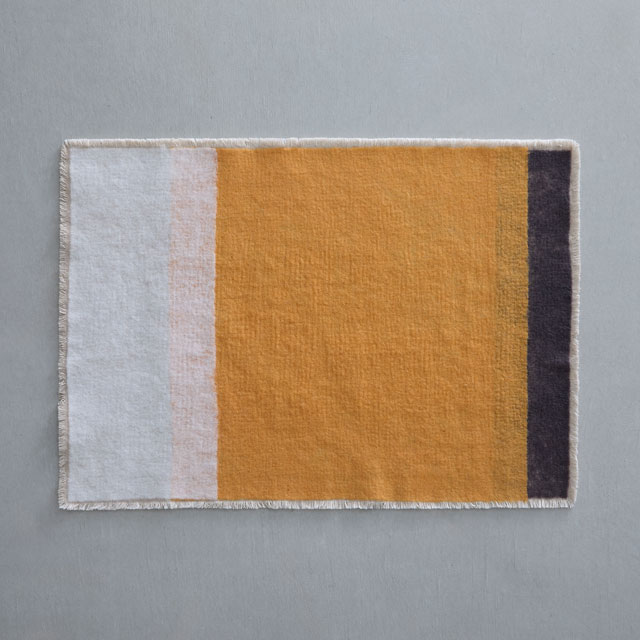 くらしの工藝布　ニードルパンチ　敷布　L