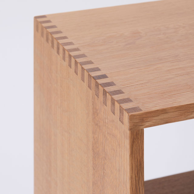 THE STACKING STOOL Oak