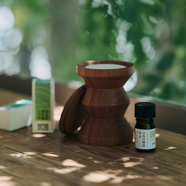 天然木のアロマディフューザー