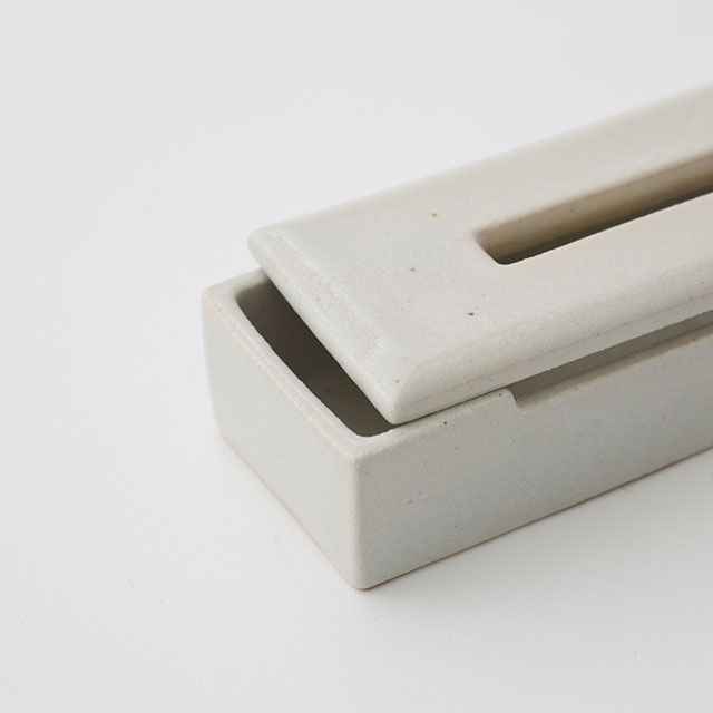 瀬戸焼の長香炉