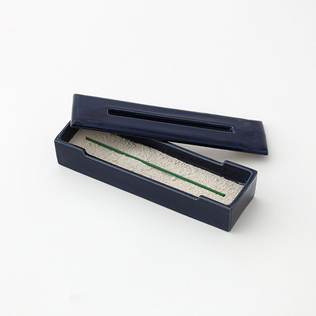 瀬戸焼の長香炉