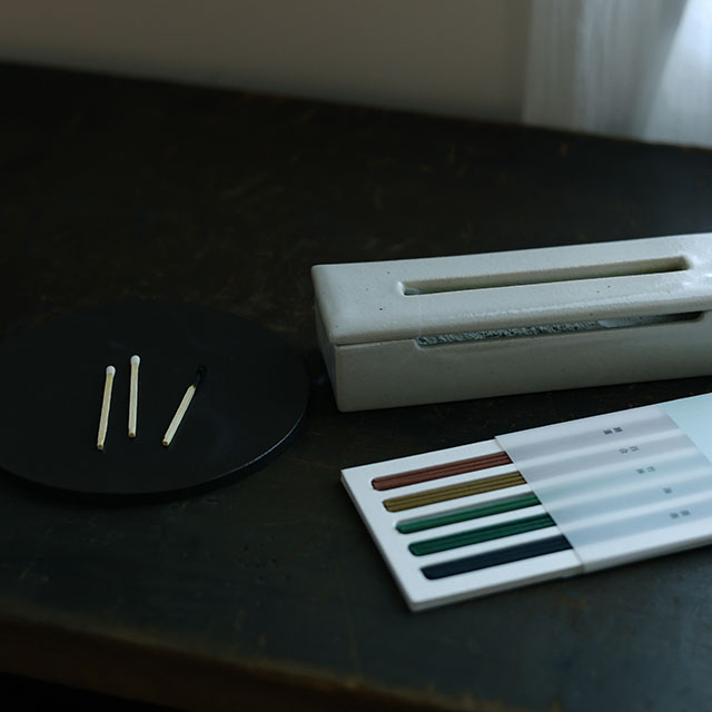 瀬戸焼の長香炉