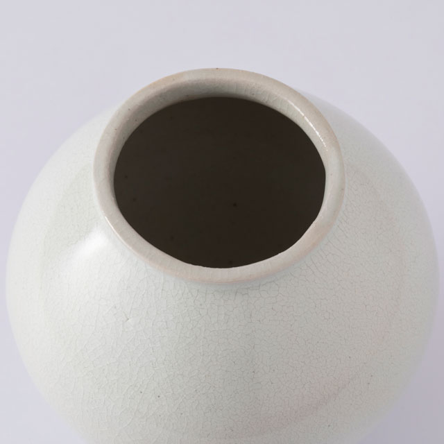 瀬戸焼の花入れ 甕型