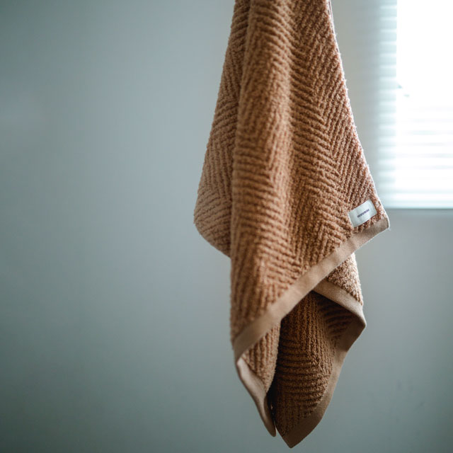 ECORオーガニックタオル　ラージフェイスタオル チャコール ﾗｰｼﾞﾌｪｲｽ