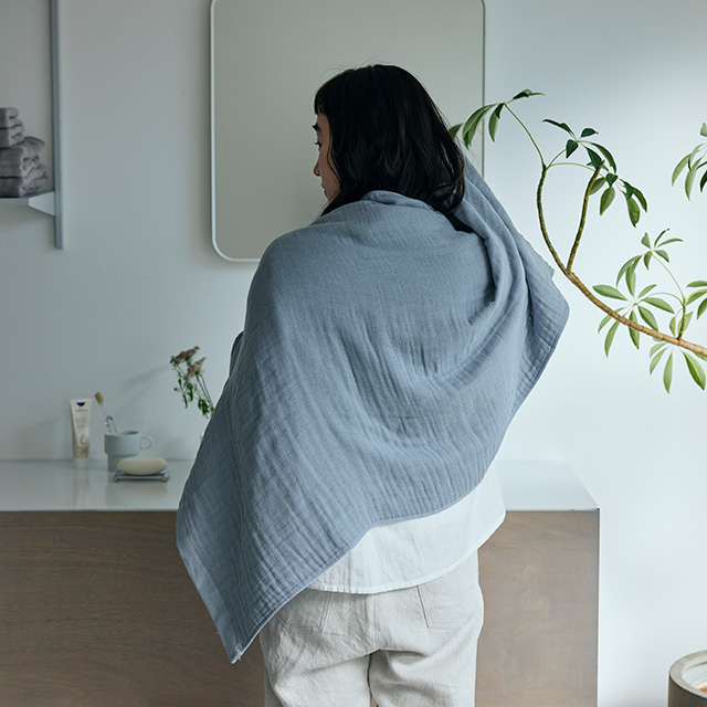 よく吸いよく乾く 泉州 雪音晒ガーゼ バスタオル