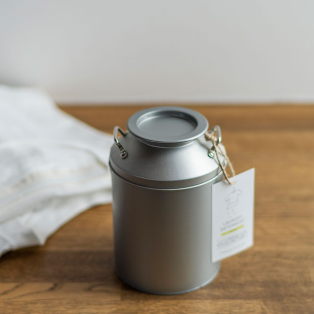 洗濯洗剤プラス　ミルク缶入り　800g　消臭成分配合