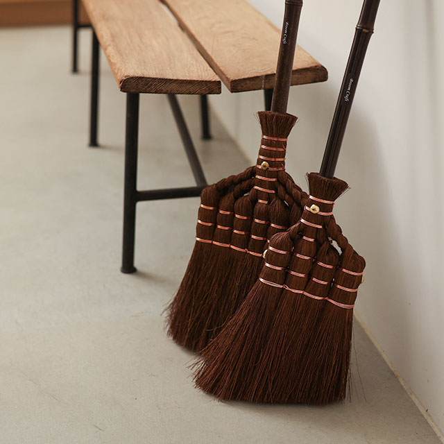【WEB限定】Broom Craft　国産棕櫚箒　４玉短柄