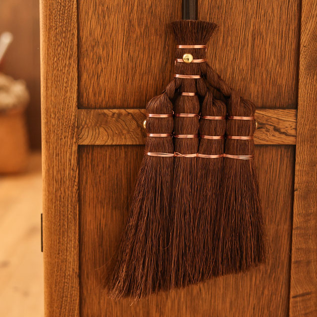 【WEB限定】Broom Craft　国産棕櫚箒　４玉短柄