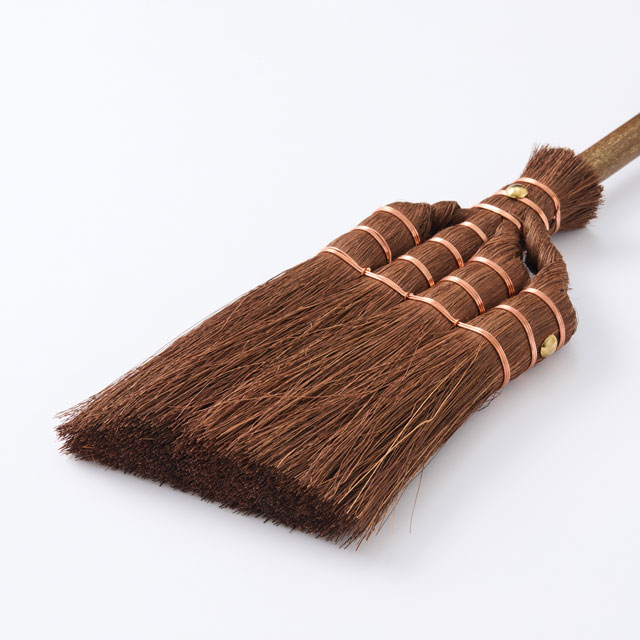 【WEB限定】Broom Craft　国産棕櫚箒　４玉短柄