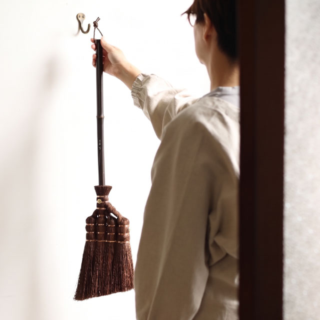 【WEB限定】Broom Craft　国産棕櫚箒　４玉短柄