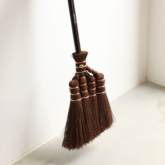 【WEB限定】Broom Craft　国産棕櫚箒　４玉短柄