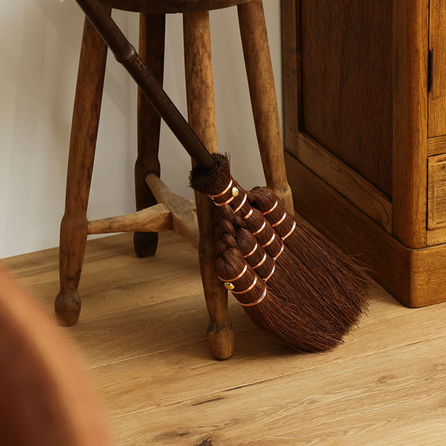 【WEB限定】Broom Craft　国産棕櫚箒　４玉短柄