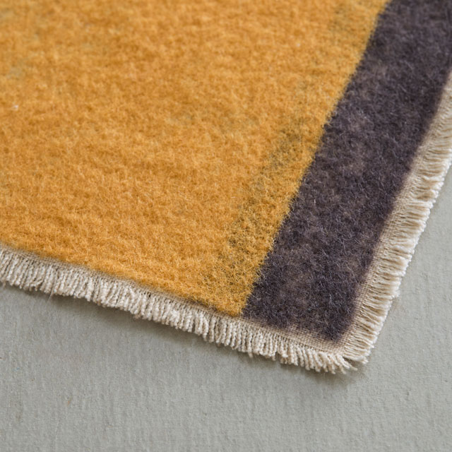 くらしの工藝布　ニードルパンチ　敷布　S